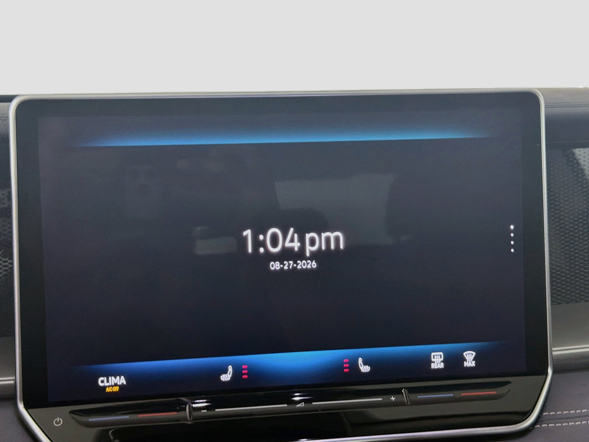 Used 2025 Volkswagen Tiguan SE FWD image 19