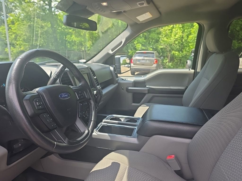 Used 2020 Ford F150 XLT w/ Equipment Group 302A Luxury AWD/4WD image 11