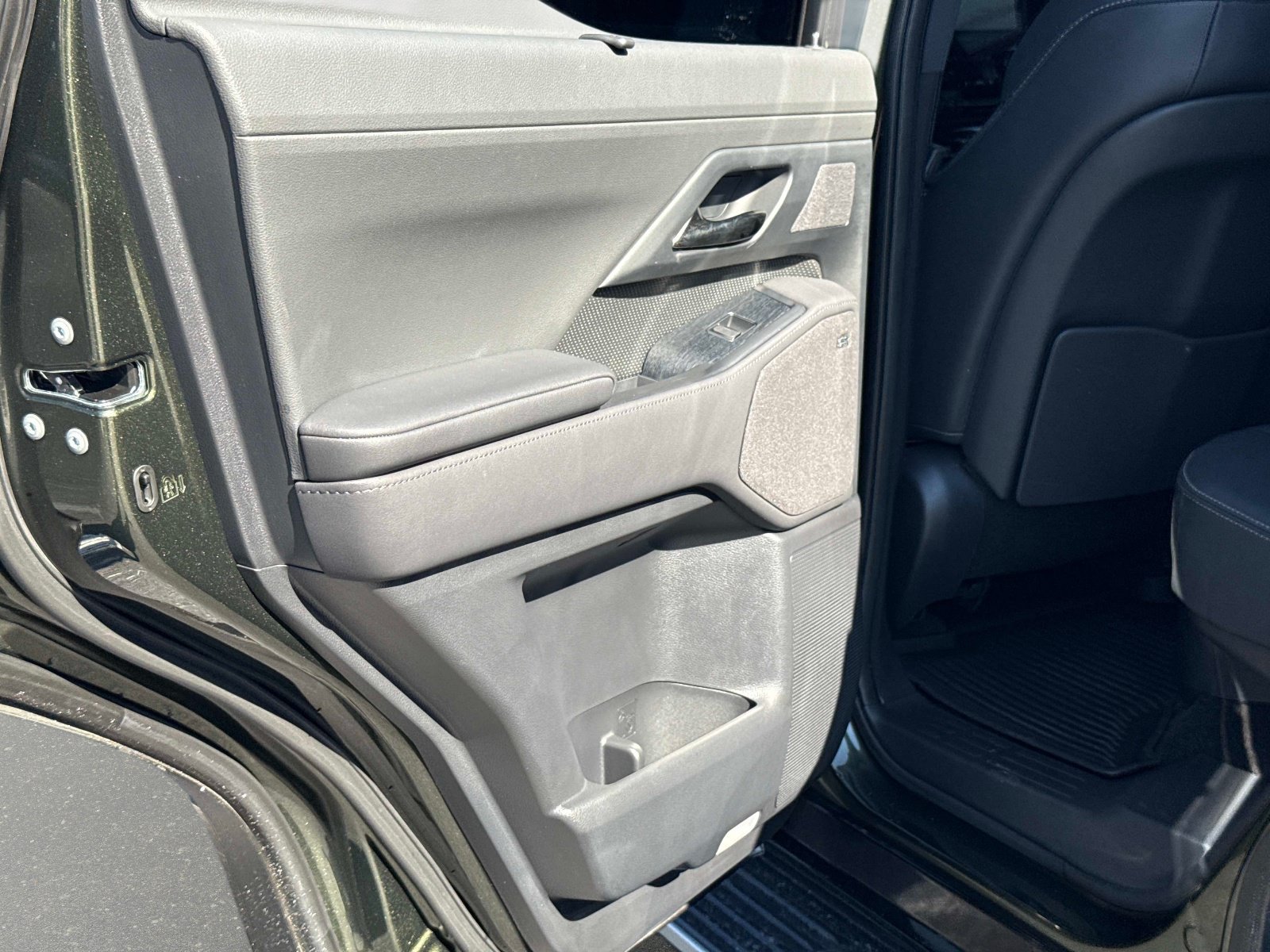 Used 2025 Lexus GX 550 w/ Accessory Package (Z1) AWD/4WD image 10