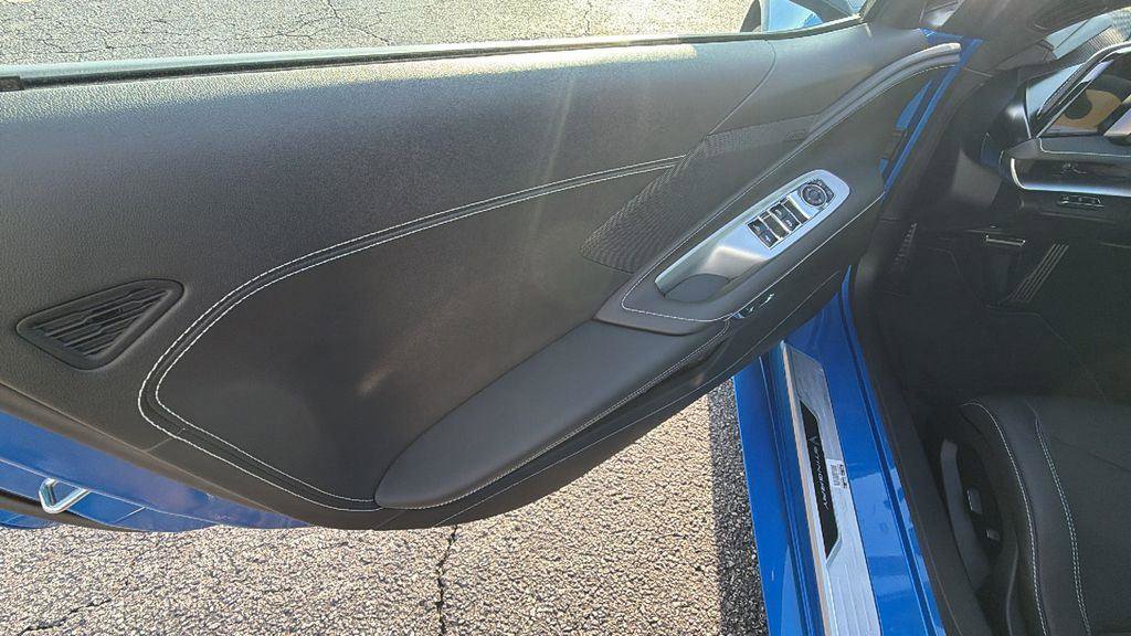 New 2026 Chevrolet Corvette Stingray Convertible w/ 1LT image 12