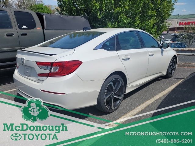 Used 2022 Honda Accord Sport image 2