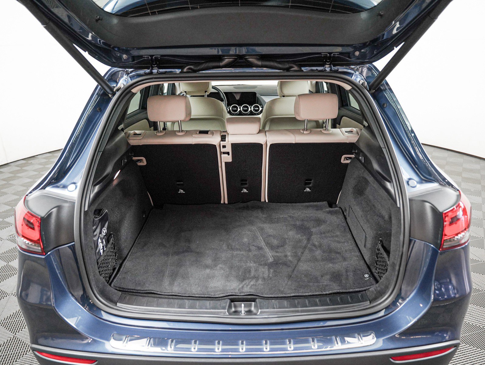 Certified 2023 Mercedes-Benz GLA 250 image 8