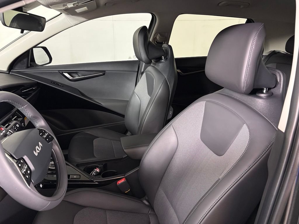 New 2026 Kia Niro Wind FWD image 19