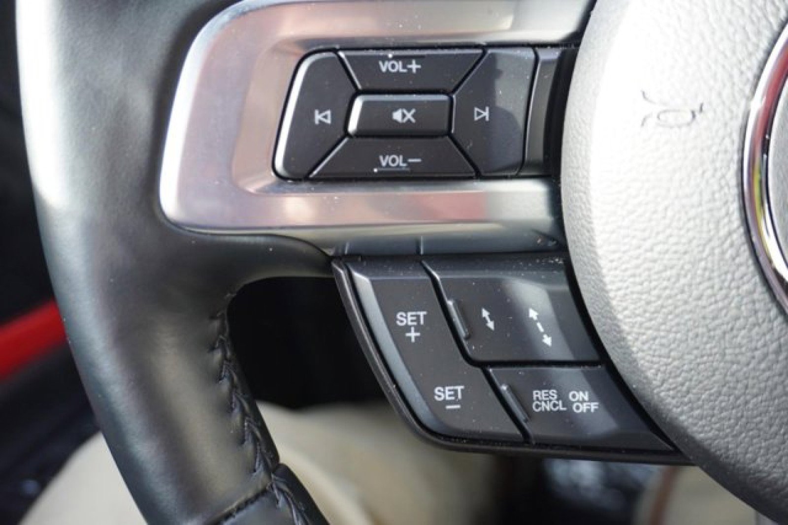 Used 2022 Ford Mustang GT Premium w/ Equipment Group 401A image 28