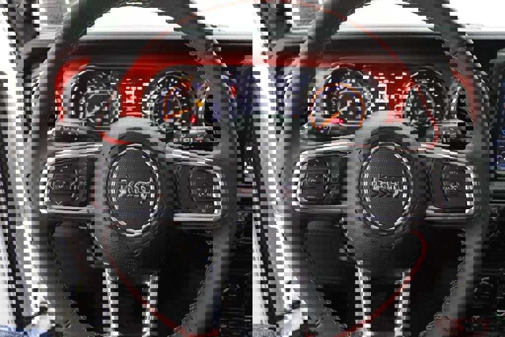 Used 2023 Jeep Wrangler Unlimited Rubicon image 18