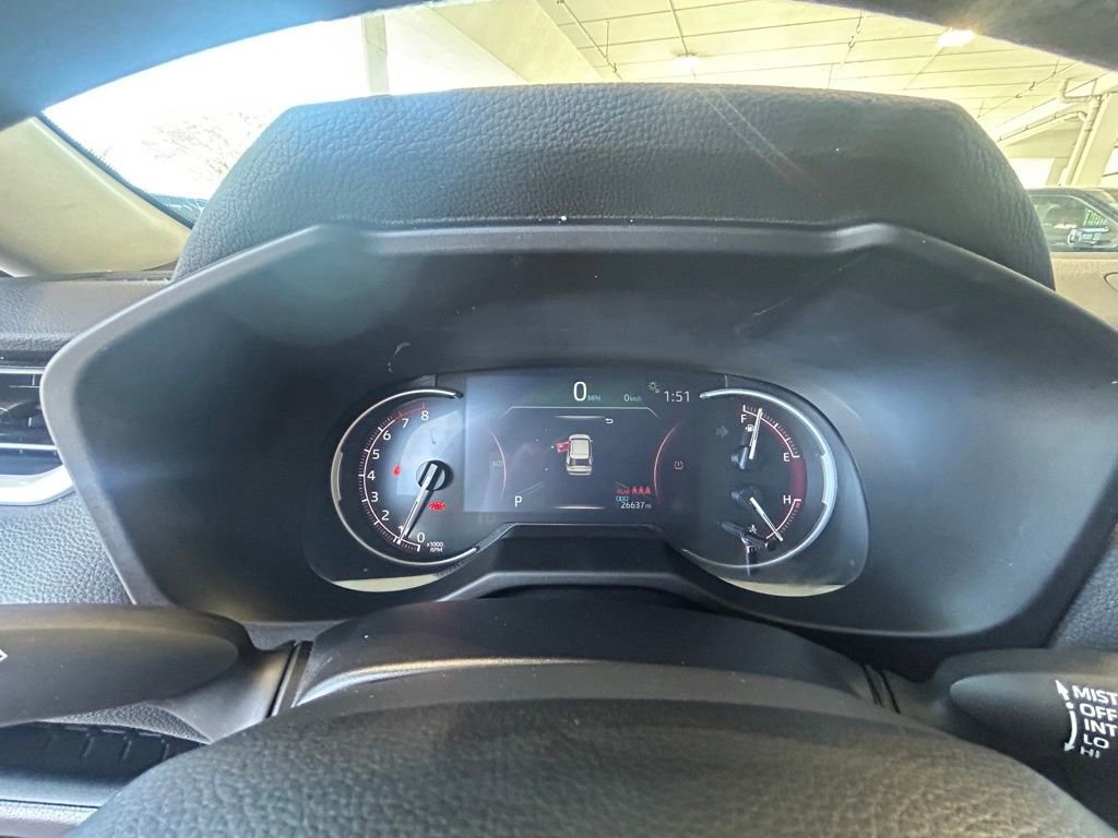 Used 2025 Toyota RAV4 XLE image 38
