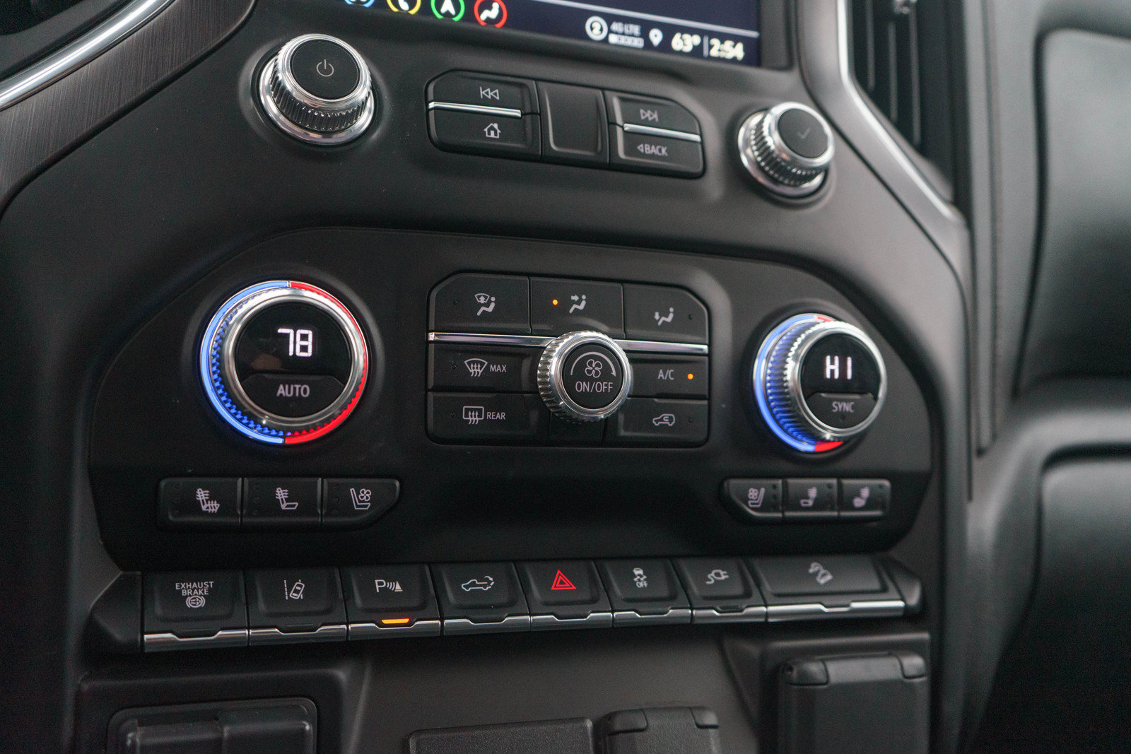 Used 2023 GMC Sierra 2500 AT4 w/ AT4 Preferred Package AWD/4WD image 18