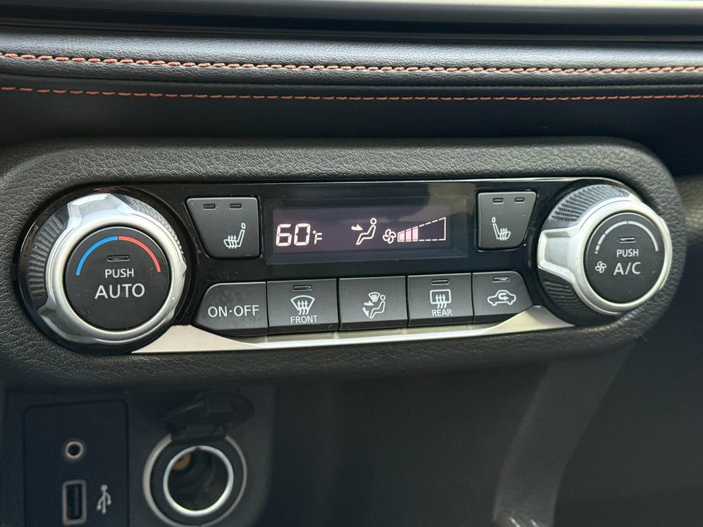 Used 2019 Nissan Kicks SR w/ SR Premium Package image 25