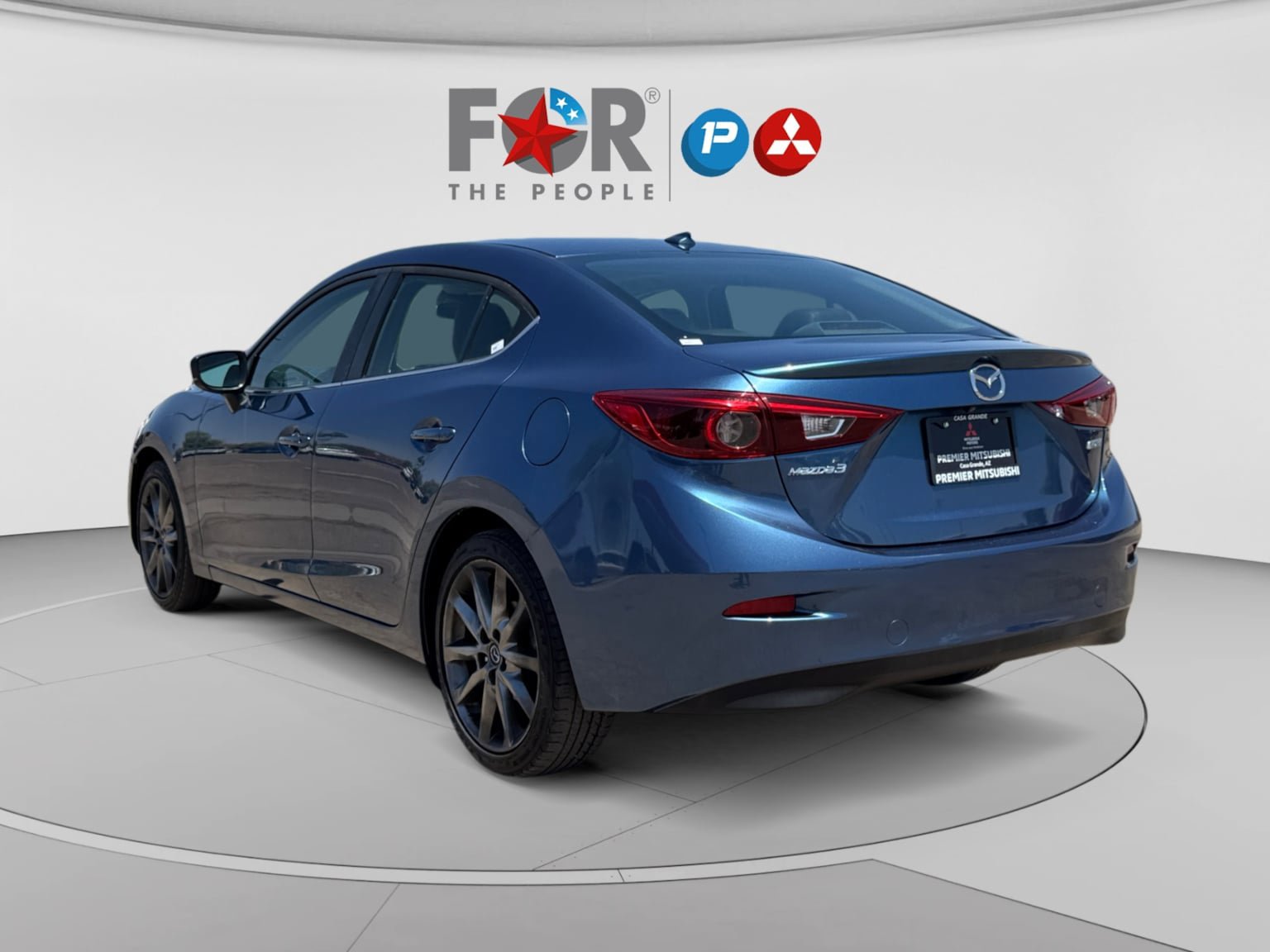 Used 2018 MAZDA MAZDA3 Grand Touring FWD image 3