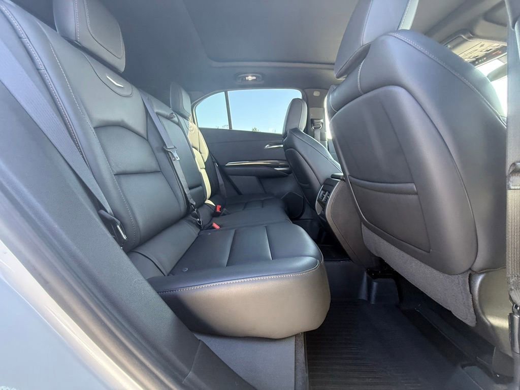 Used 2023 Cadillac XT4 Sport FWD image 35