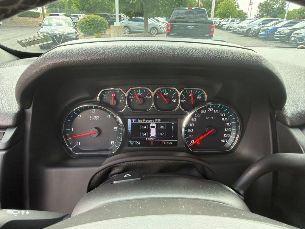 Used 2018 Chevrolet Tahoe Premier AWD/4WD image 24