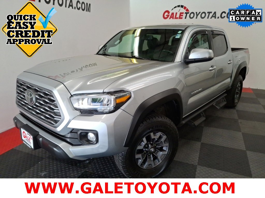 Used 2023 Toyota Tacoma TRD Off-Road image 1