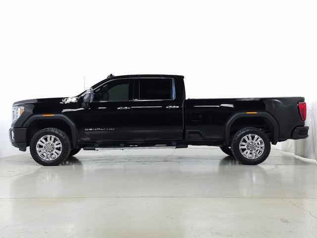 Used 2023 GMC Sierra 3500 Denali image 5