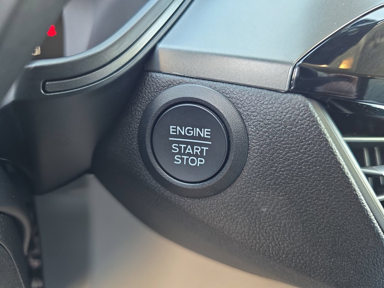 New 2026 Ford Escape Active FWD image 23