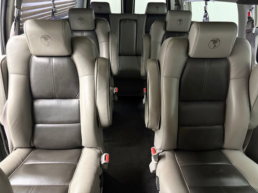 Used 2015 GMC Savana 2500 Extended RWD image 34