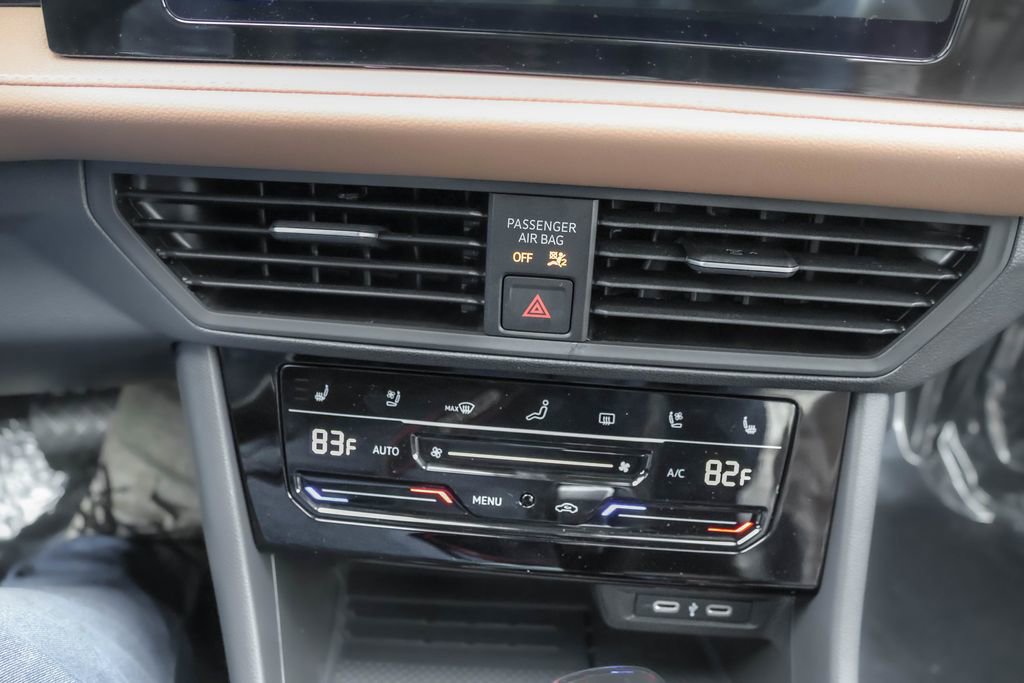 New 2026 Volkswagen Jetta SEL image 28