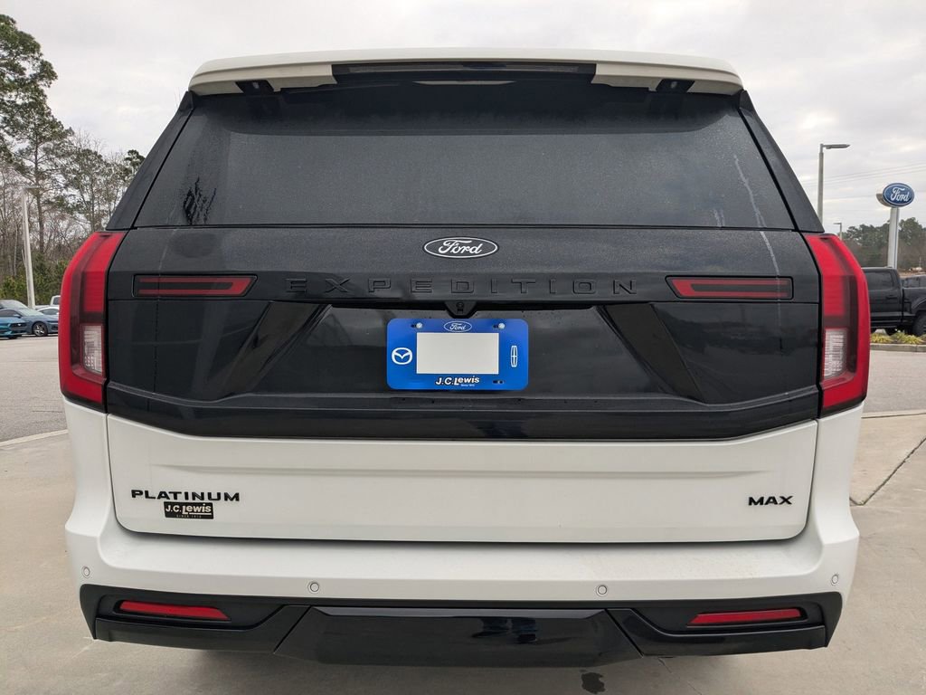 New 2026 Ford Expedition Max Platinum image 5