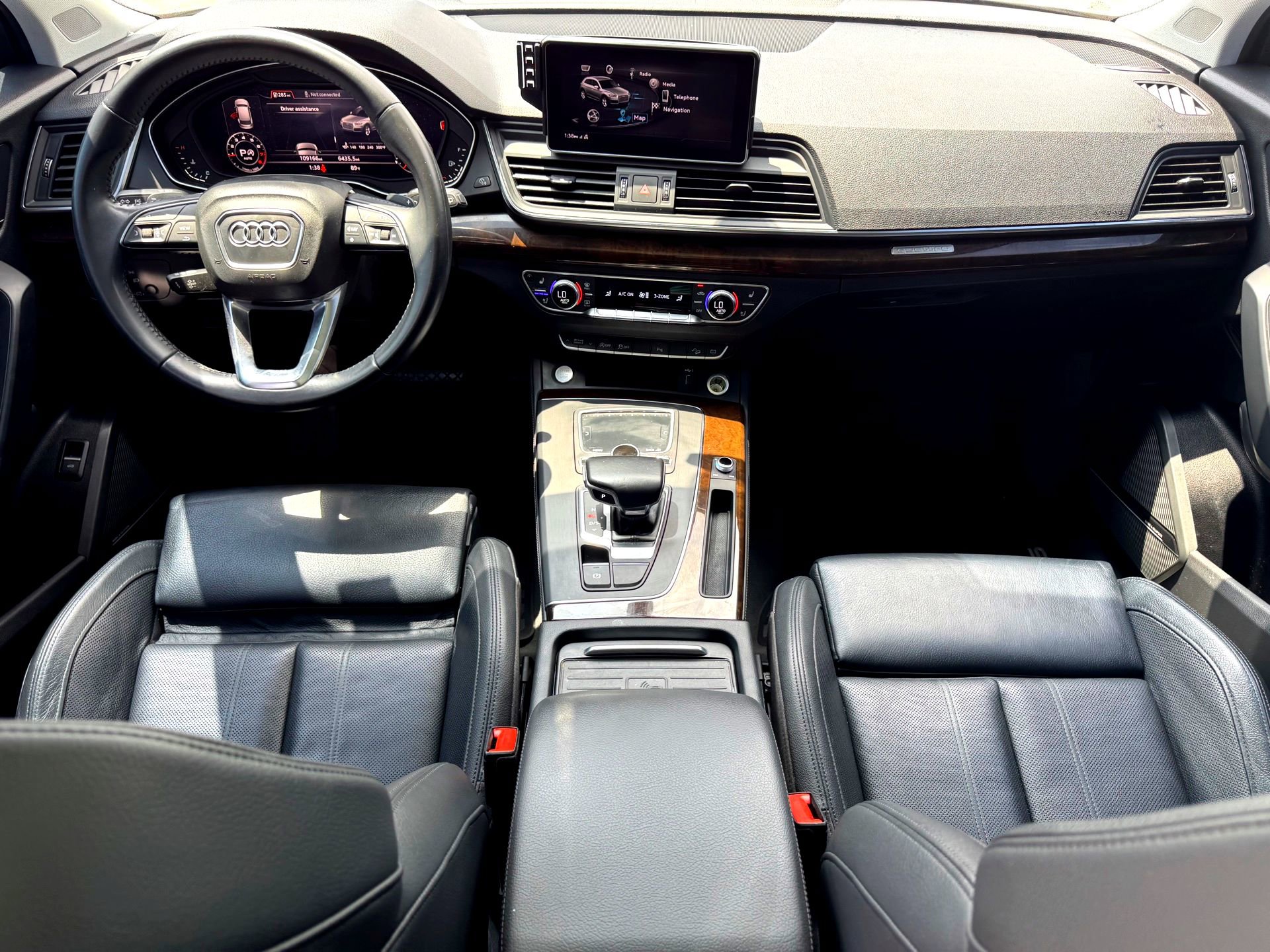 Used 2019 Audi Q5 2.0T Premium Plus w/ Premium Plus Package AWD/4WD image 24
