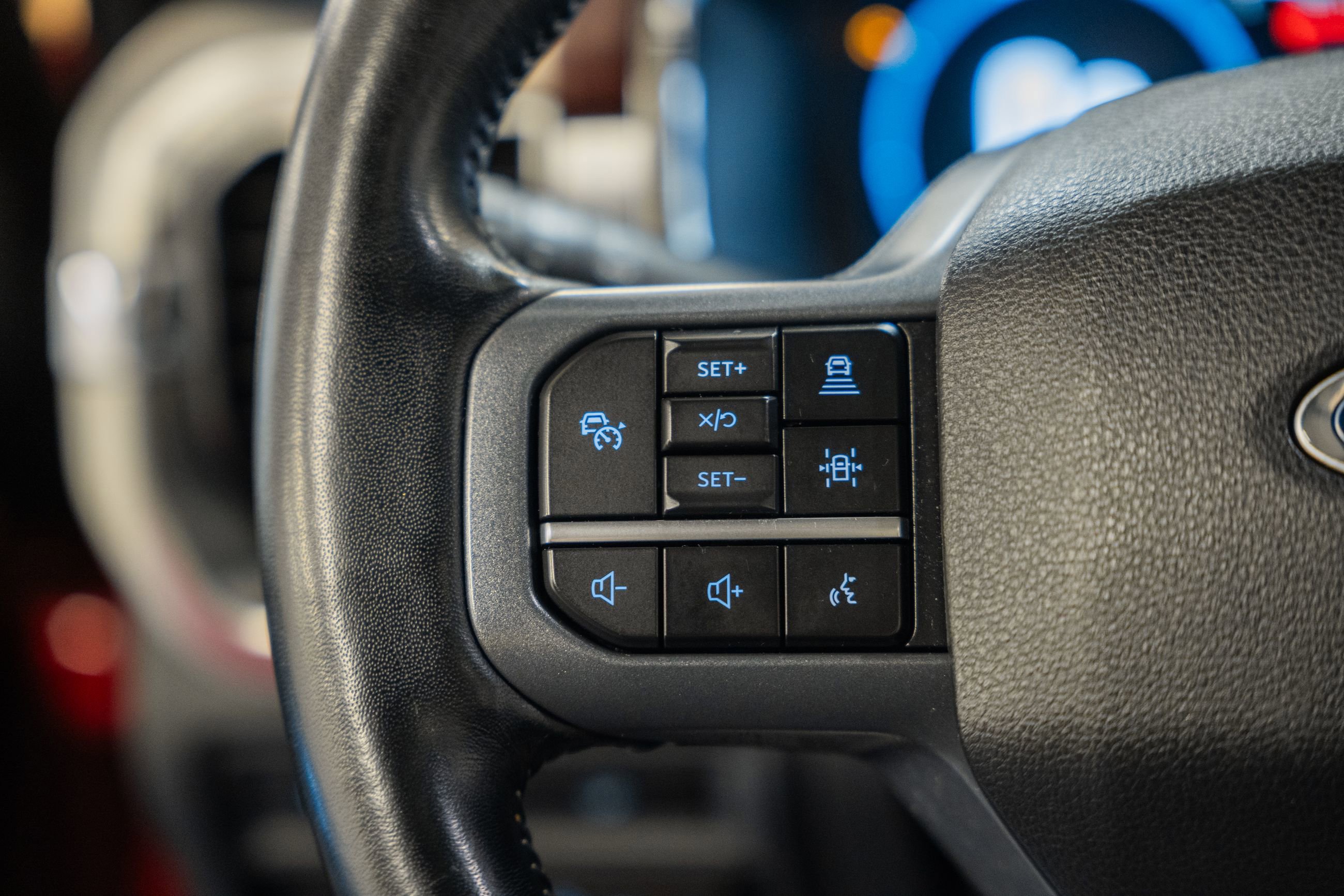 Certified 2023 Ford F150 Lariat w/ Equipment Group 502A High image 36