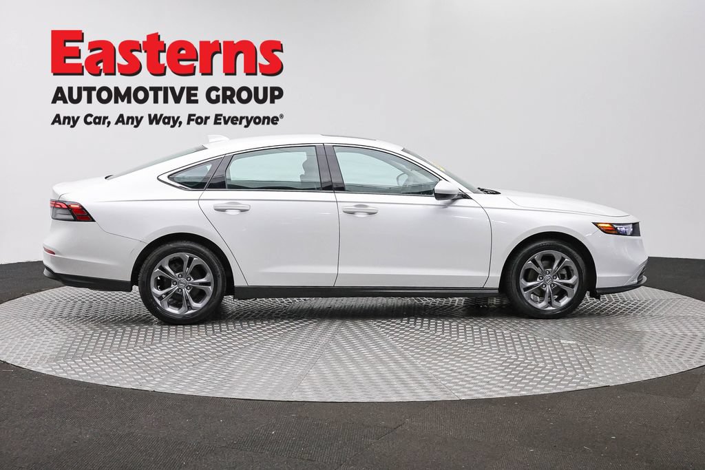 Used 2023 Honda Accord EX image 4