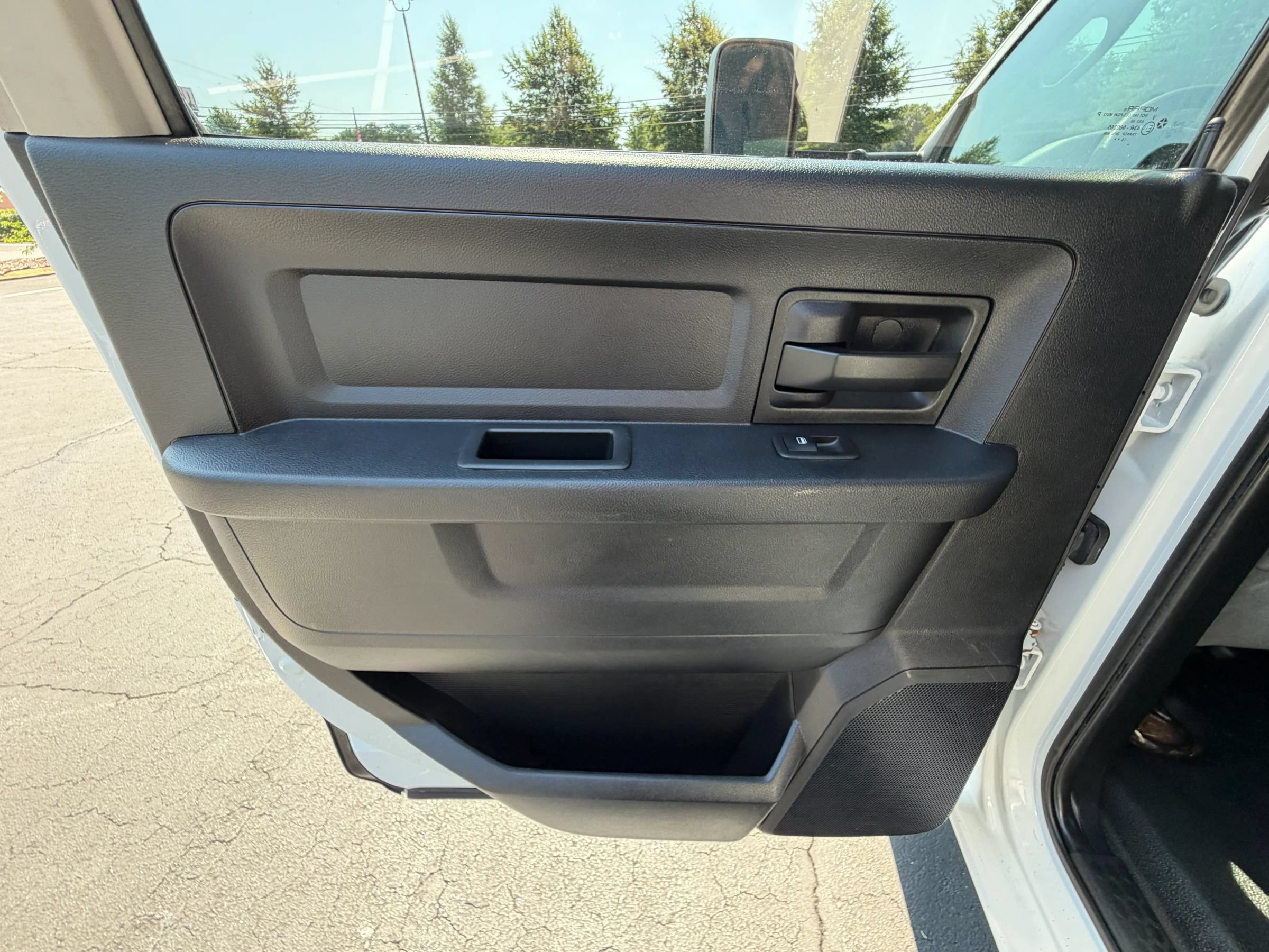 Used 2014 RAM 5500 Tradesman w/ Ambulance Prep Group AWD/4WD image 19
