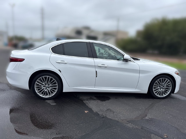 Used 2017 Alfa Romeo Giulia Ti w/ TI Lusso Light Wood Package AWD/4WD image 6