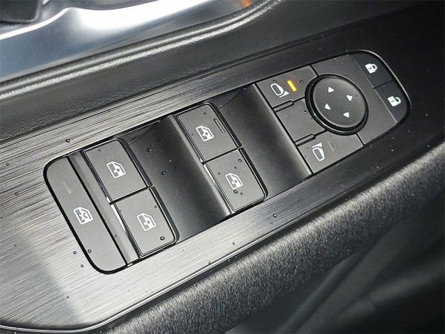 New 2026 Nissan Kicks SV w/ SV Premium Package FWD image 13