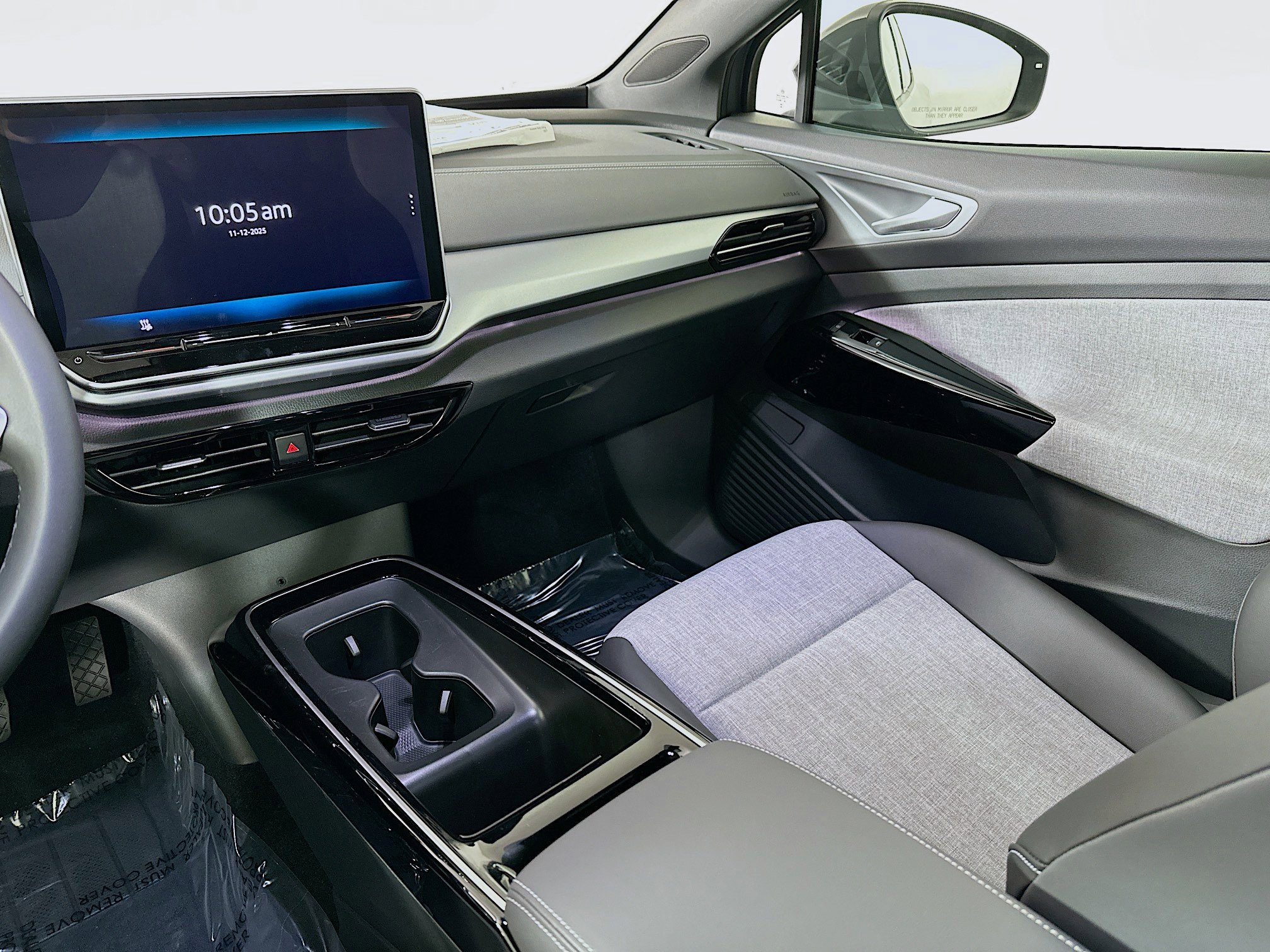 New 2025 Volkswagen ID.4 Pro image 22