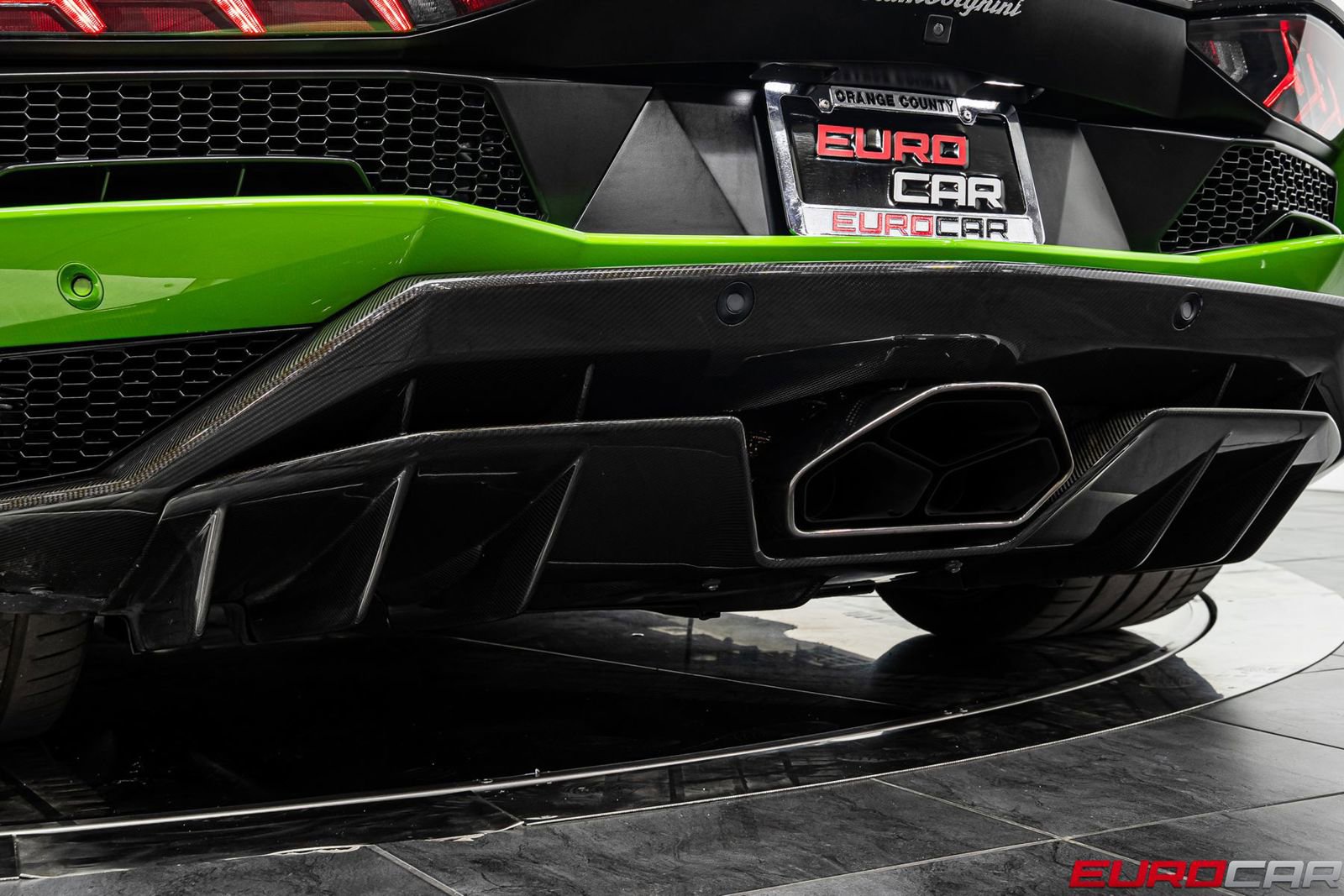 Used 2018 Lamborghini Aventador S image 26