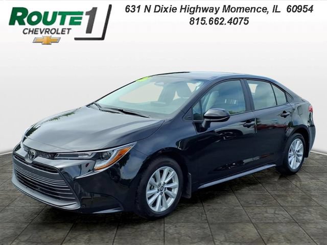 Used 2026 Toyota Corolla LE w/ LE Premium Package FWD image 1