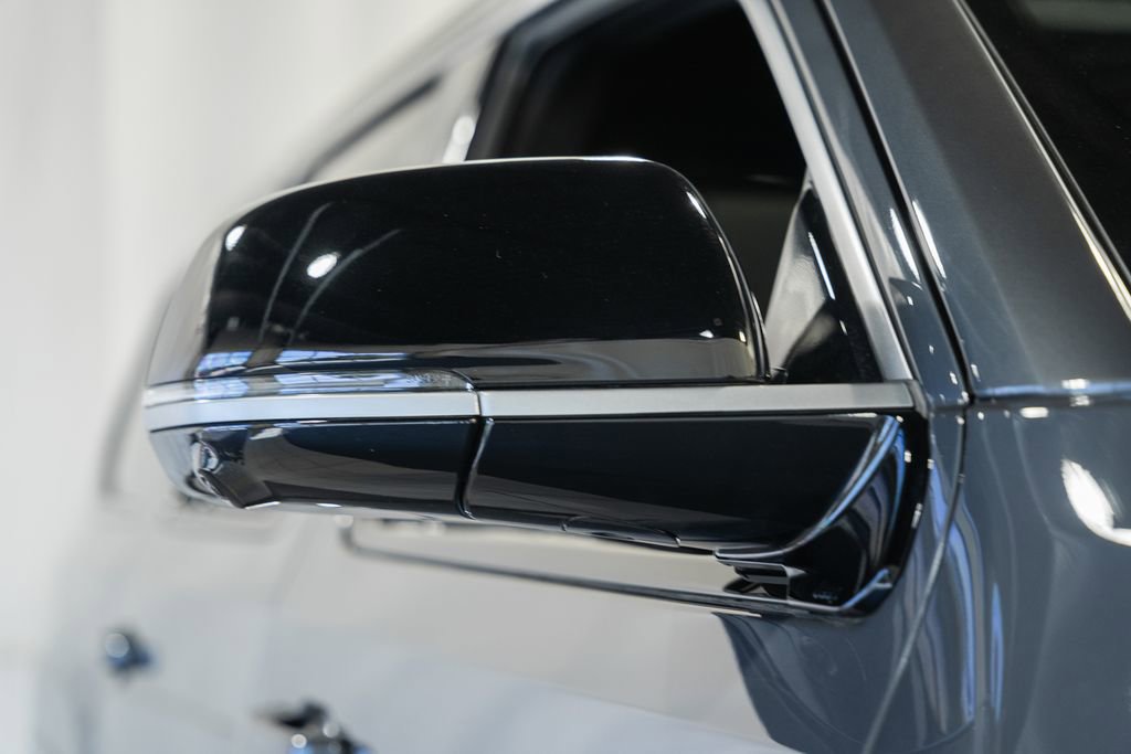 New 2026 Jeep Grand Wagoneer L 4WD image 16