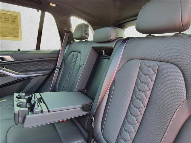 Used 2022 BMW X5 M w/ Competition Package 2 AWD/4WD image 25