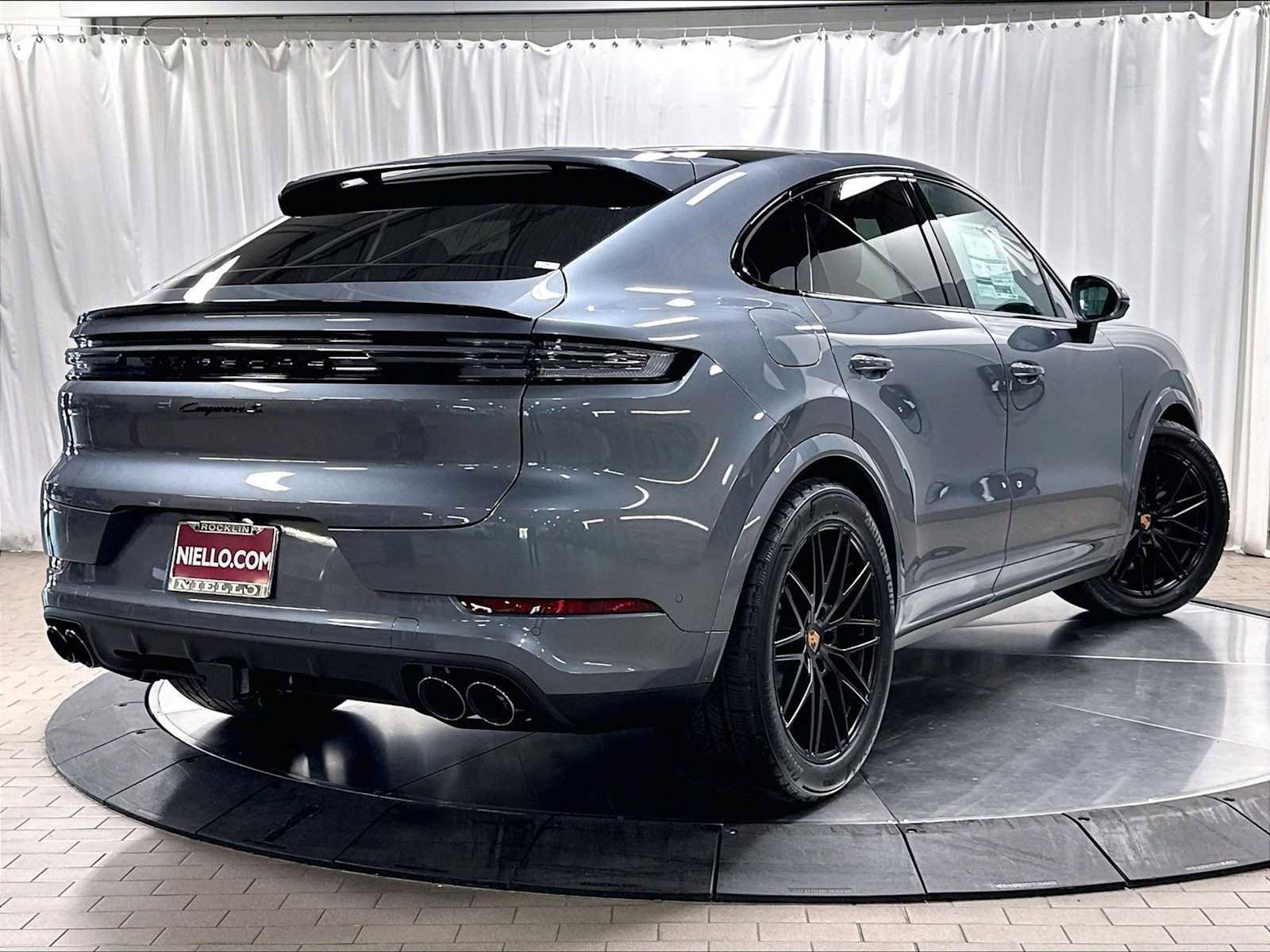 New 2026 Porsche Cayenne S AWD/4WD image 7