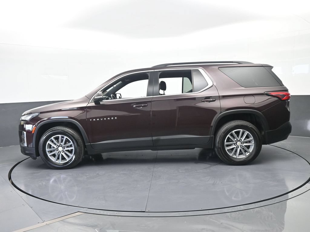 Used 2022 Chevrolet Traverse LT w/ LPO, Floor Liner Package FWD image 3
