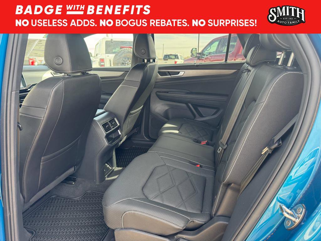 Used 2024 Volkswagen Atlas Cross Sport SE image 13