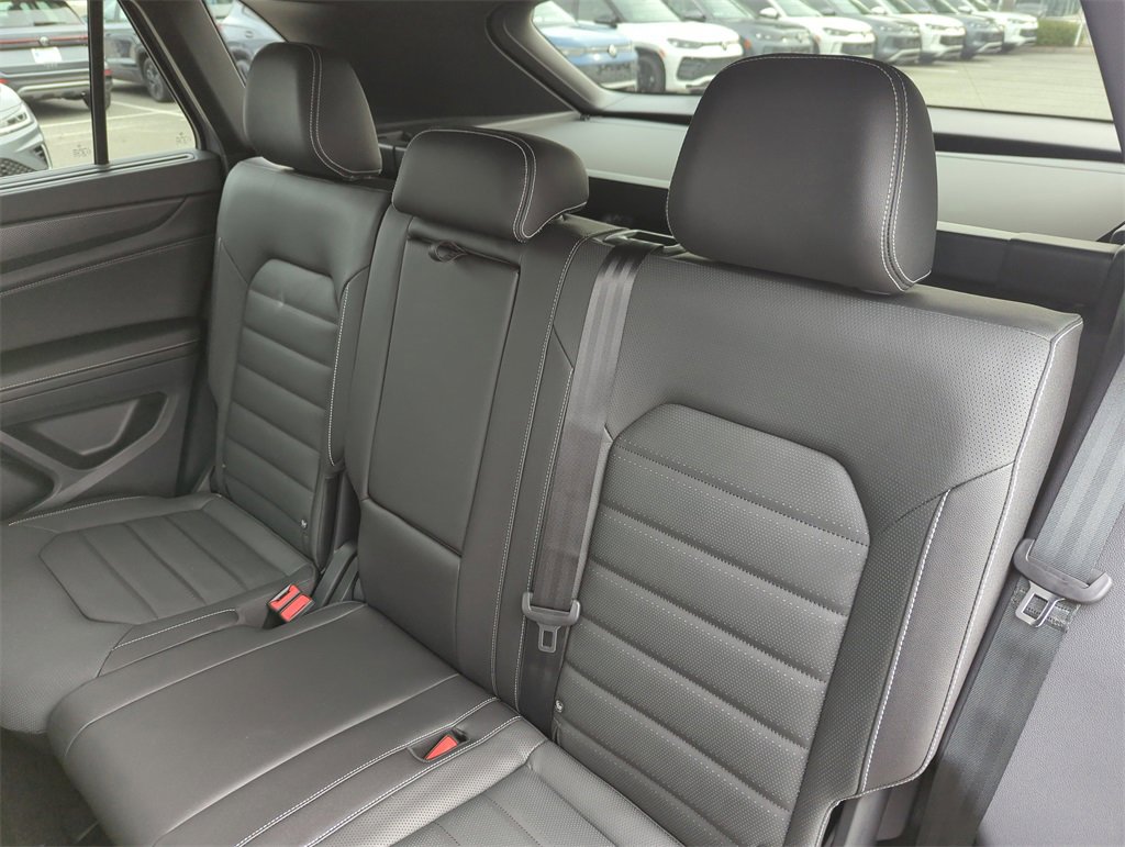 New 2026 Volkswagen Atlas Cross Sport SEL R-Line image 26