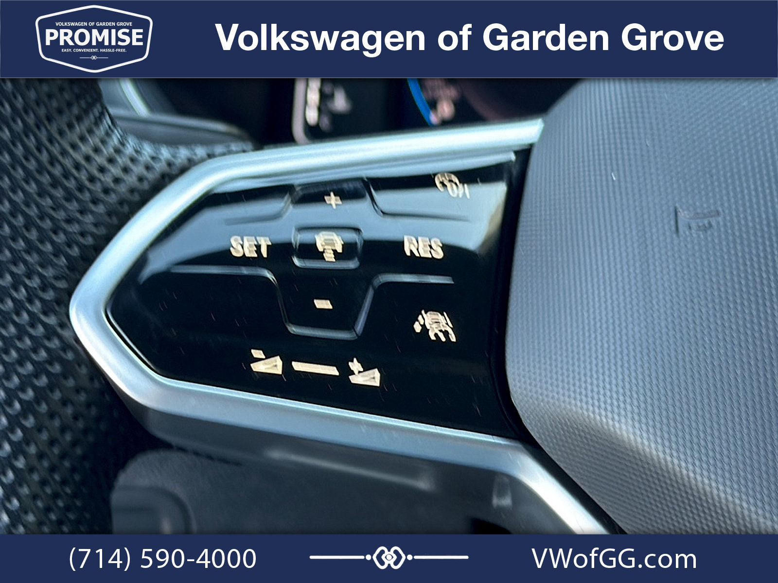Used 2024 Volkswagen Tiguan SEL R-Line AWD/4WD image 18