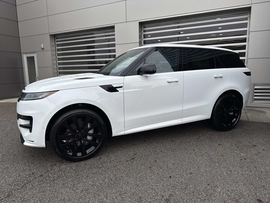 New 2026 Land Rover Range Rover Sport Dynamic SE AWD/4WD image 3