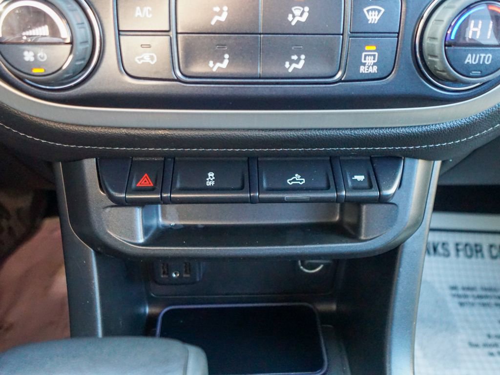 Used 2020 GMC Canyon SLE w/ Elevation Edition image 23