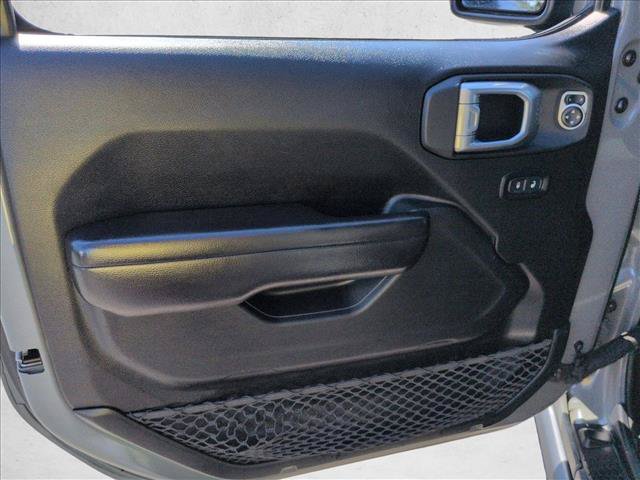 Used 2021 Jeep Gladiator Sport AWD/4WD image 11