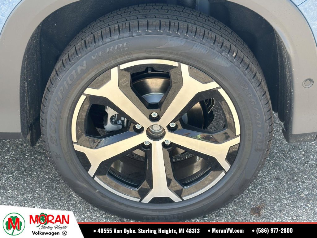 Used 2026 Volkswagen Tiguan SE AWD/4WD image 7