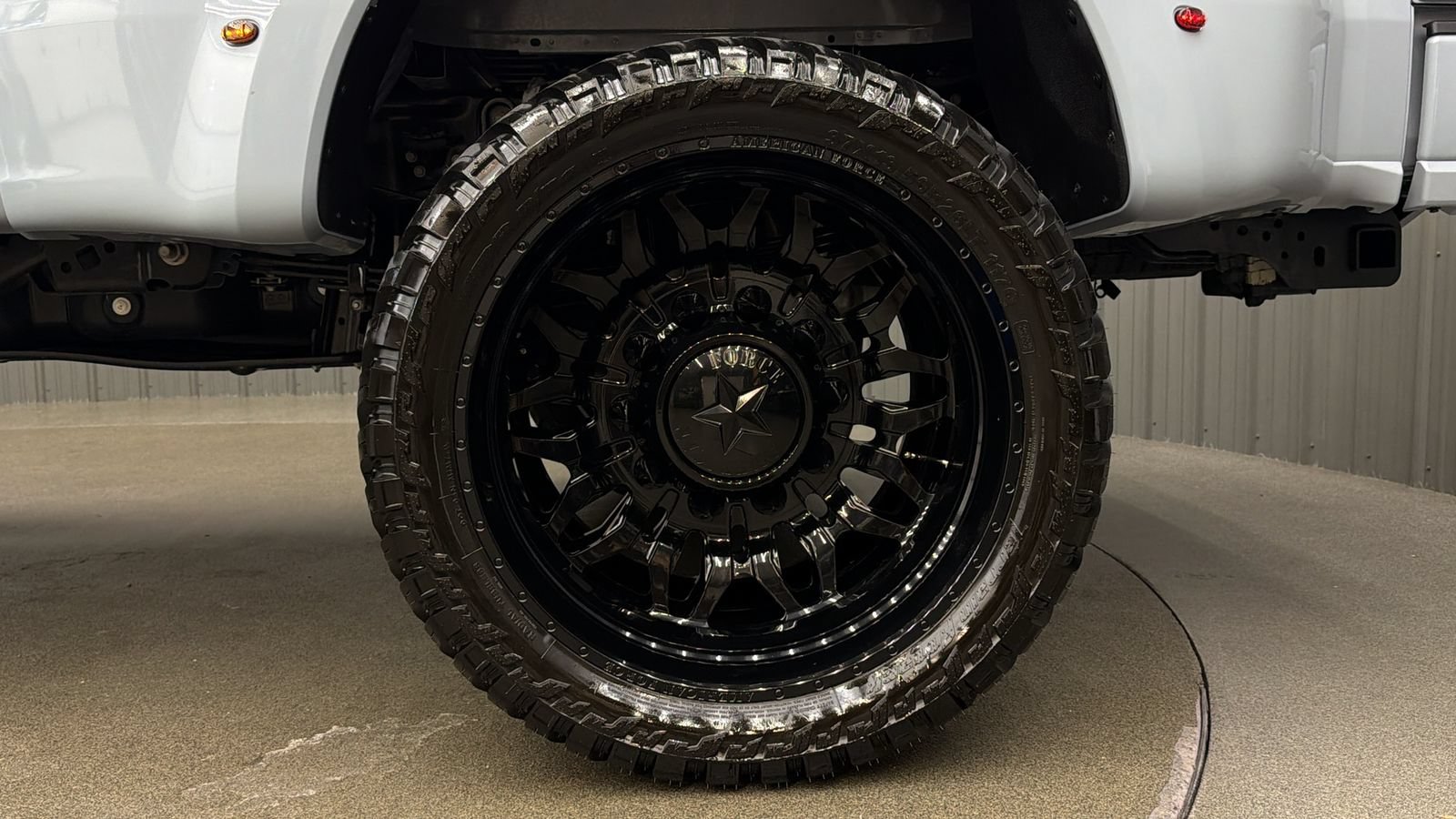 Used 2026 Ford F450 Platinum w/ FX4 Off-Road Package AWD/4WD image 10