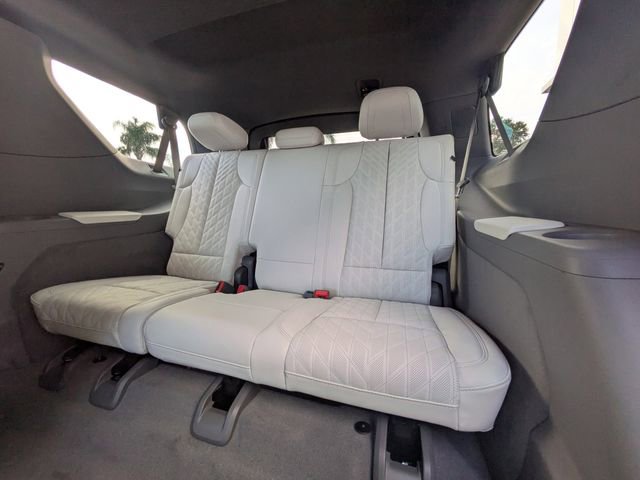 New 2026 Cadillac Escalade IQL Sport 1 w/ LPO, ONYX Package image 18