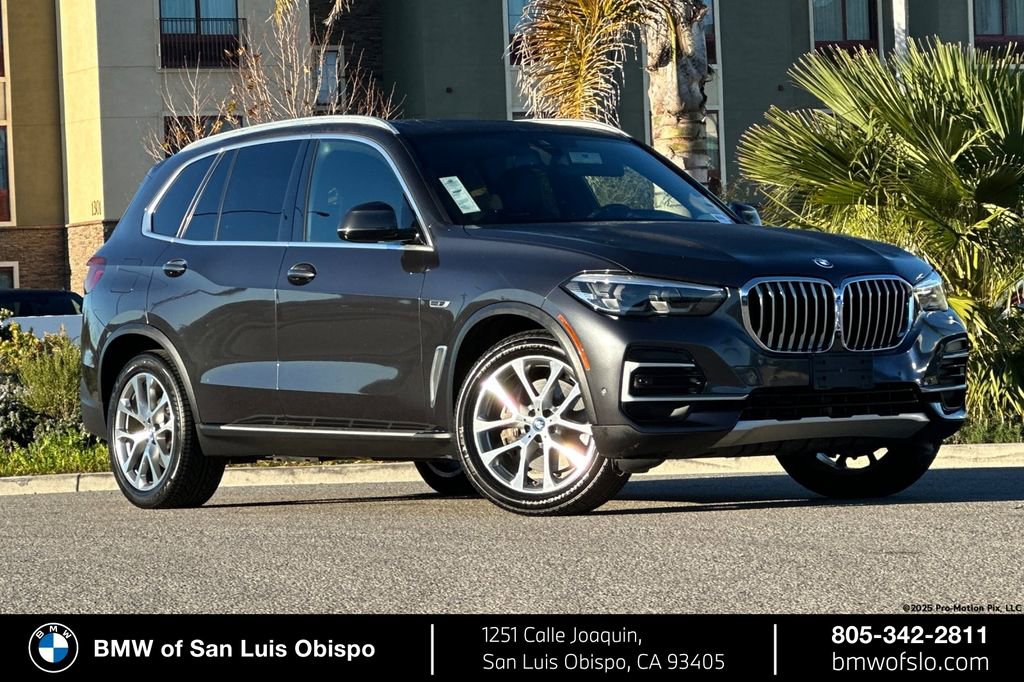 Used 2022 BMW X5 xDrive45e w/ Parking Assistance Package image 1