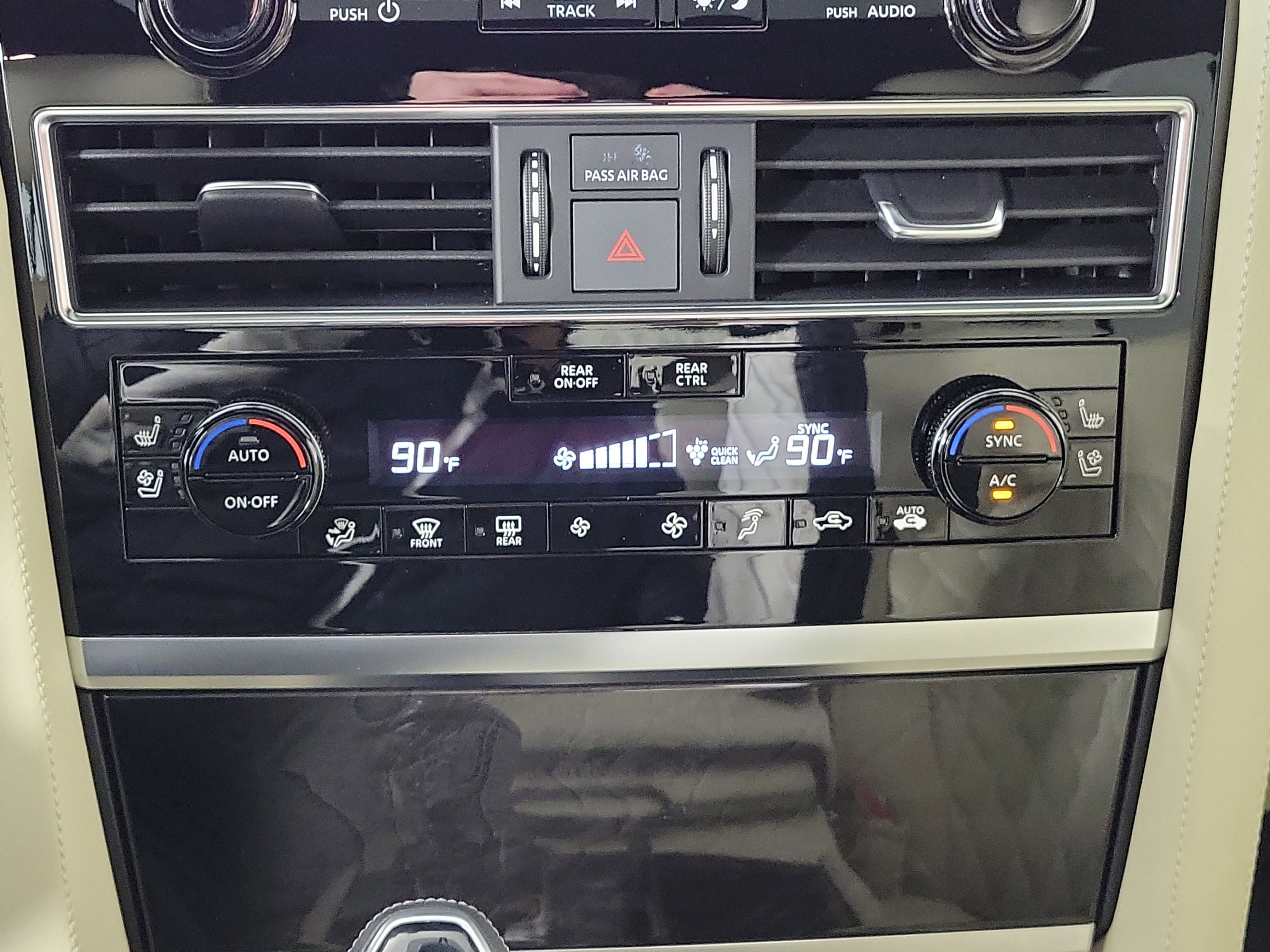 Used 2024 INFINITI QX80 Sensory w/ Cargo Package image 21