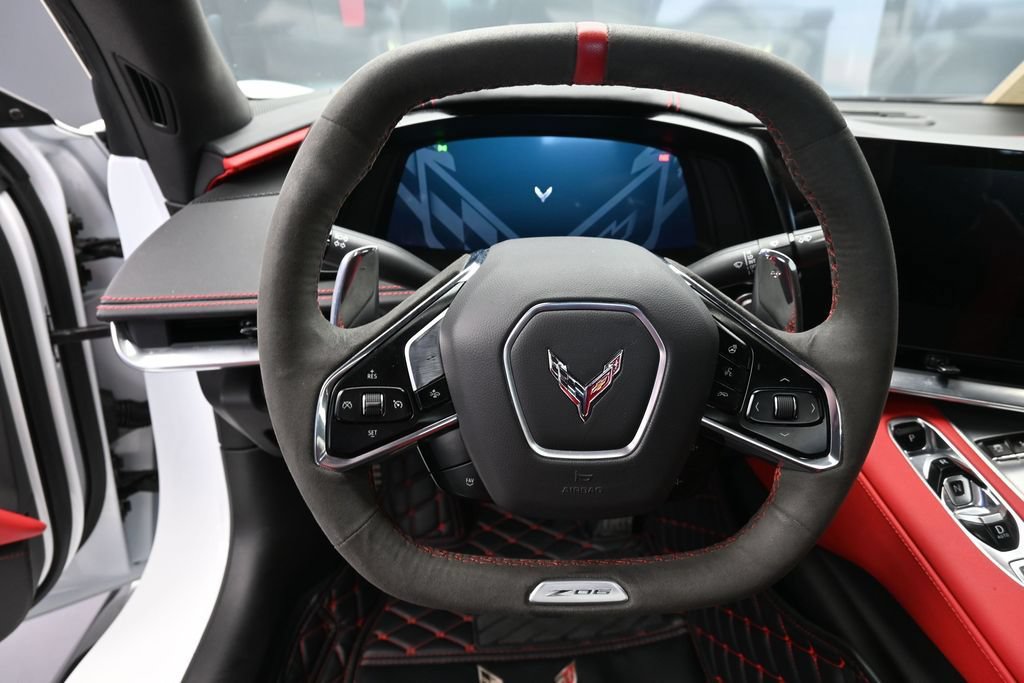 Used 2024 Chevrolet Corvette Z06 RWD image 22