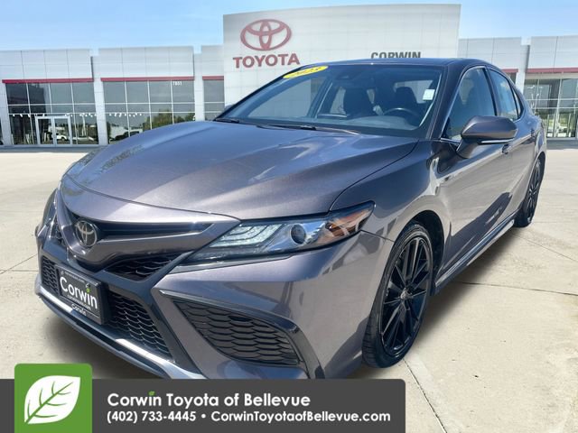 Used 2023 Toyota Camry XSE FWD image 7