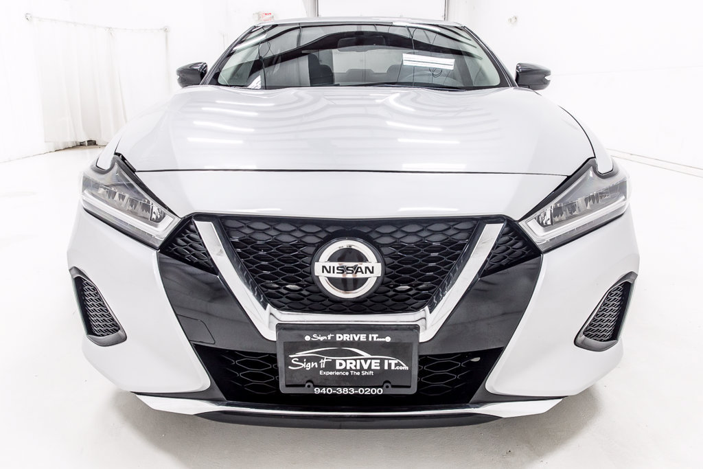 Used 2019 Nissan Maxima 3.5 SV w/ Floor Mat Group FWD image 11