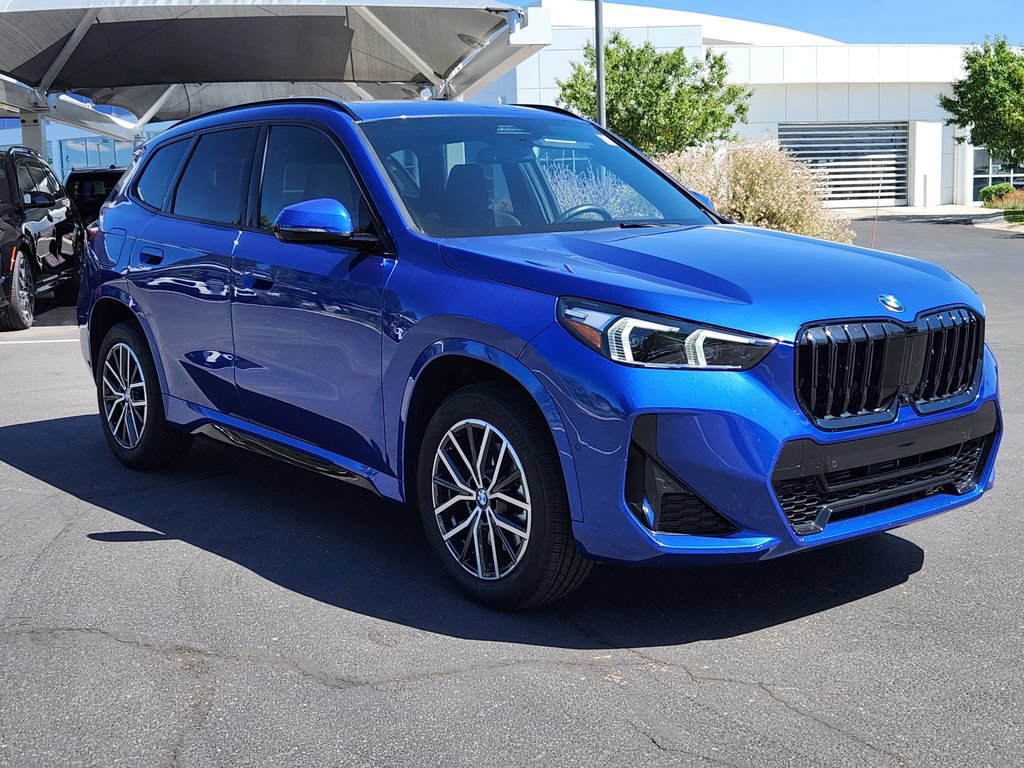 Used 2026 BMW X1 xDrive28i w/ Technology Package AWD/4WD image 4