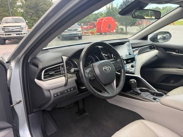 Used 2021 Toyota Camry SE w/ Cold Weather Package AWD/4WD image 9